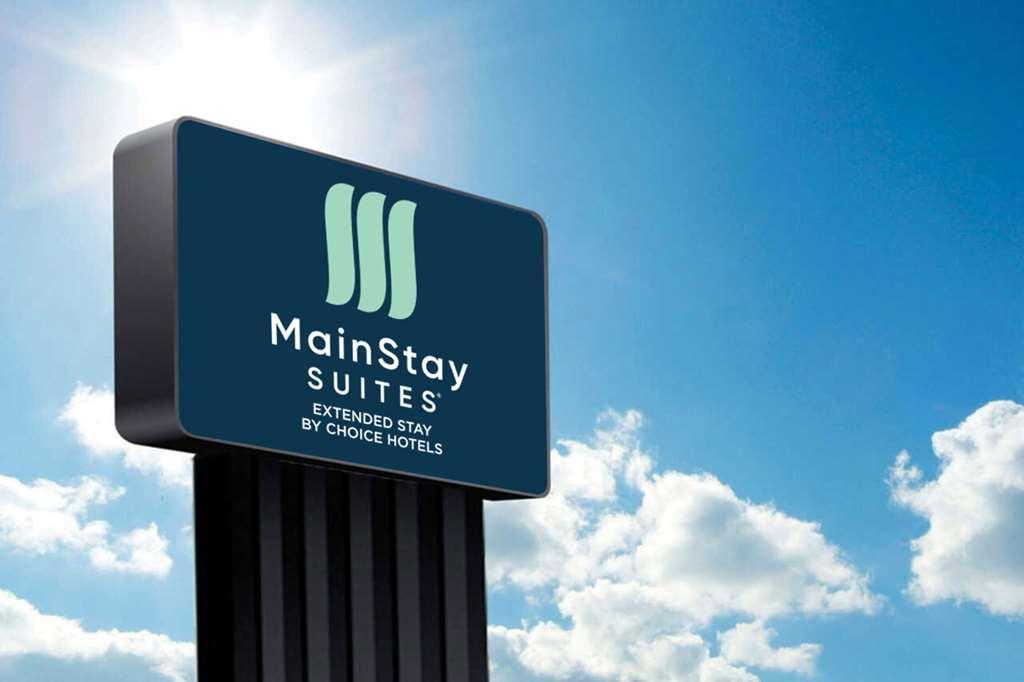 Mainstay Suites St Louis Airport Bridgeton Exterior photo